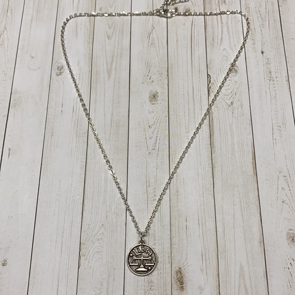 Libra ♎️ Zodiac Pendant - Picture 2 of 3